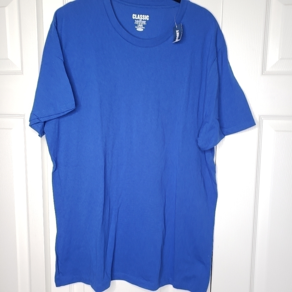 NWT Old Navy Classic crew blue short sleeve tshirt size L.